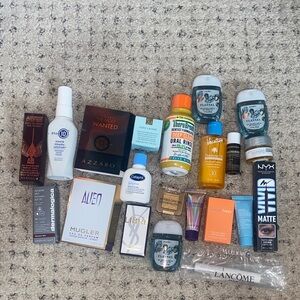 20 pieces minis fragrance, makeup, suncare and skincare